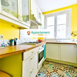 Appartement 5 pièces 84 m2 Paris 14 à vendre