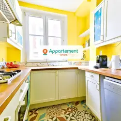 Appartement 5 pièces 84 m2 Paris 14 à vendre