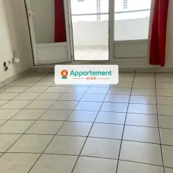 Appartement 4 pièces Saint-Denis à vendre