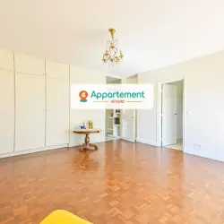 Appartement 1 pièce 40,10 m2 Paris 12 à vendre