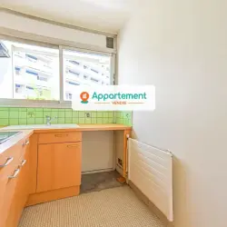 Appartement 1 pièce 40,10 m2 Paris 12 à vendre